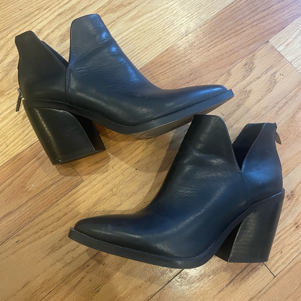 Vince Camuto Black Ankle Booties with Chunky Heel